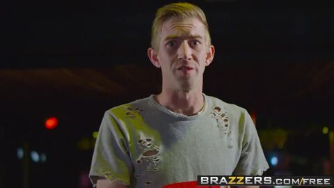 Brazzers, HD видео, мастурбирует, минет, порнозвезда, Сперма, сперма в жопе