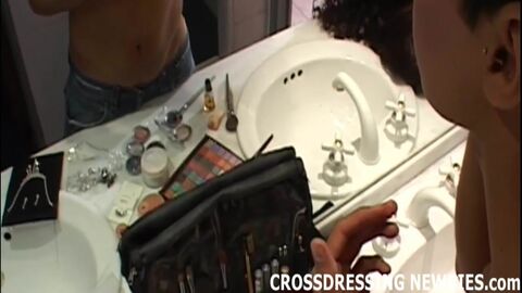 HD видео, красавчик (гей), мастурбация (гей), мужчина (гей), трансвестит (гей)